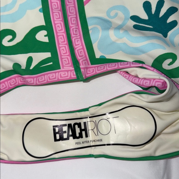 Beach Riot Shona One Piece Tropical Palm, SMALL - Picture 8 of 10